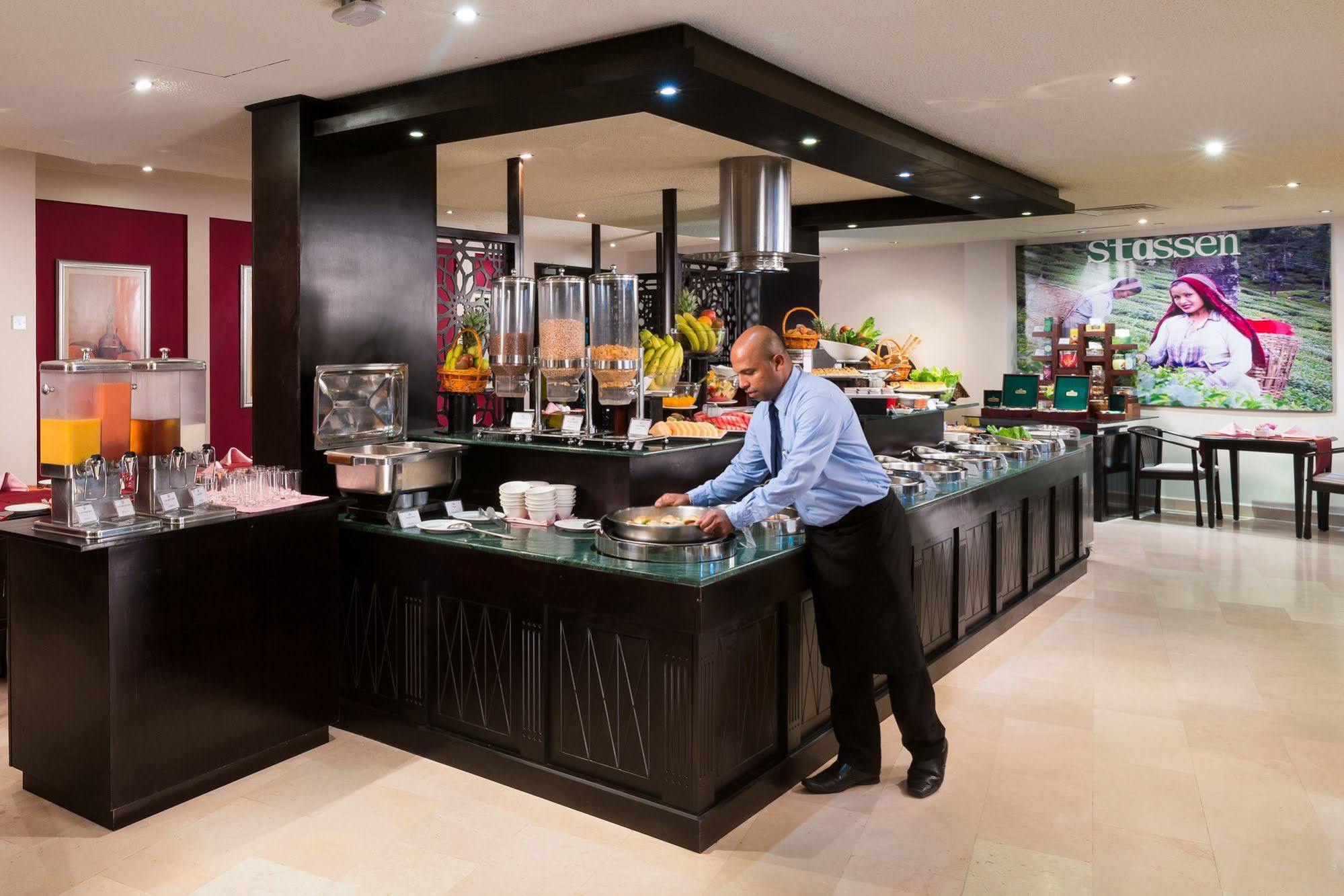 Al Wadi Hotel Sohar Ngoại thất bức ảnh